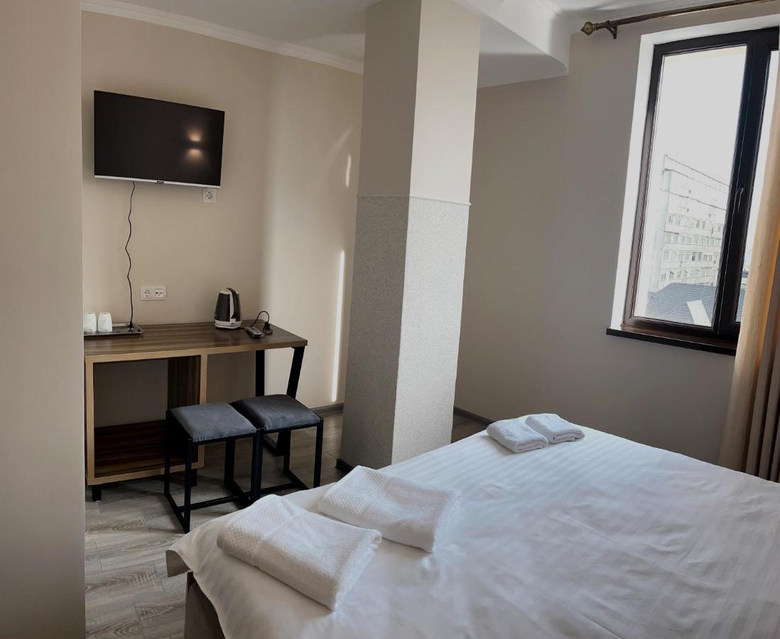 Hotel Nova Bishkek Luaran gambar