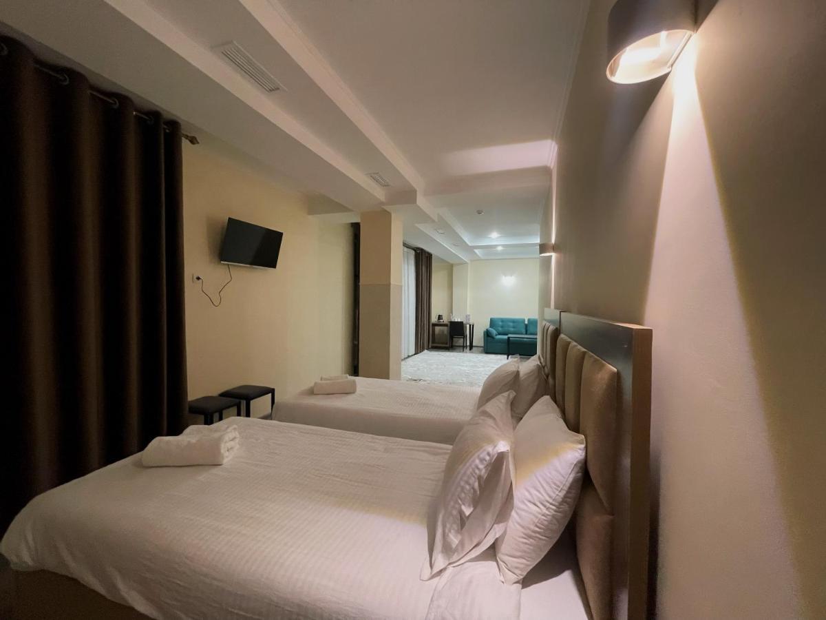Hotel Nova Bishkek Luaran gambar