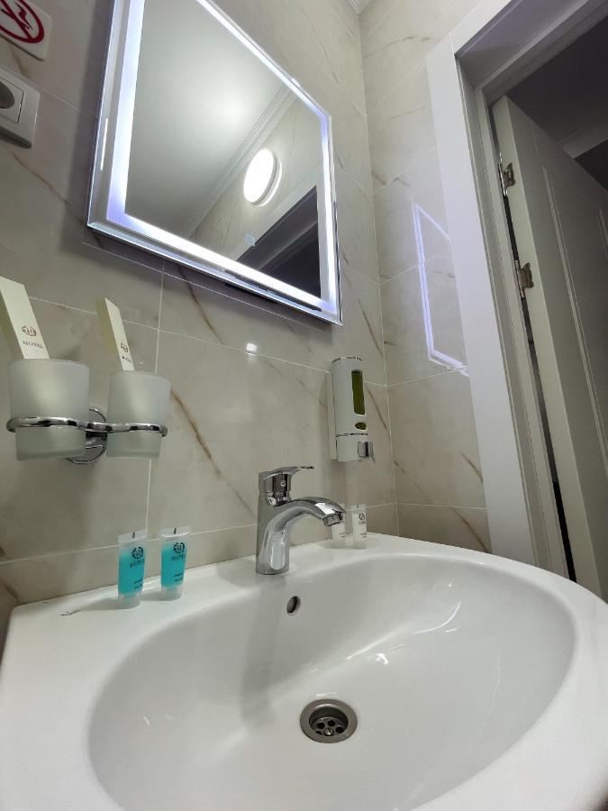 Hotel Nova Bishkek Luaran gambar