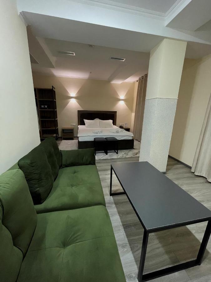 Hotel Nova Bishkek Luaran gambar